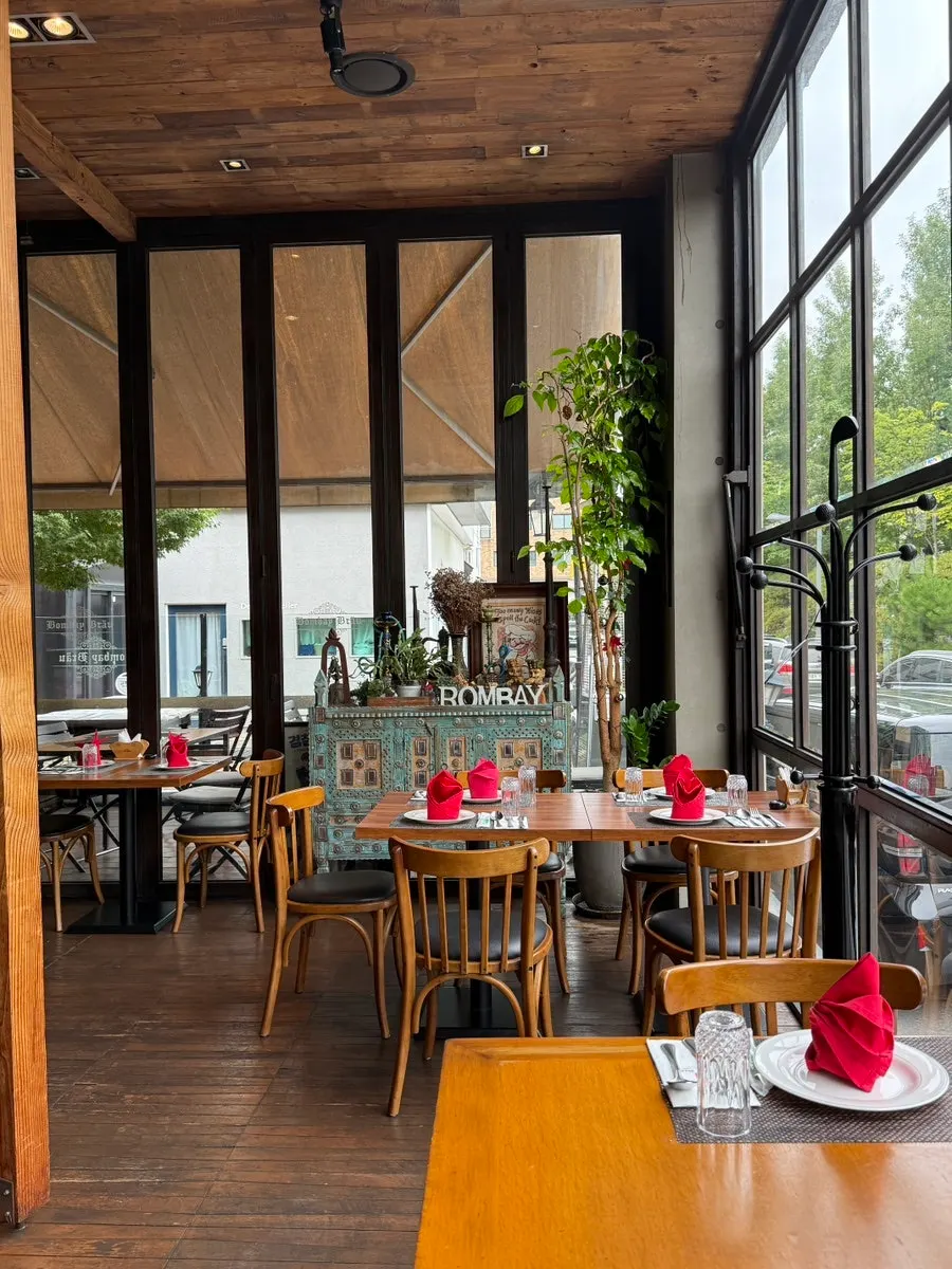 Interior and exterior of Bombay Broy Pangyo with its local vibe