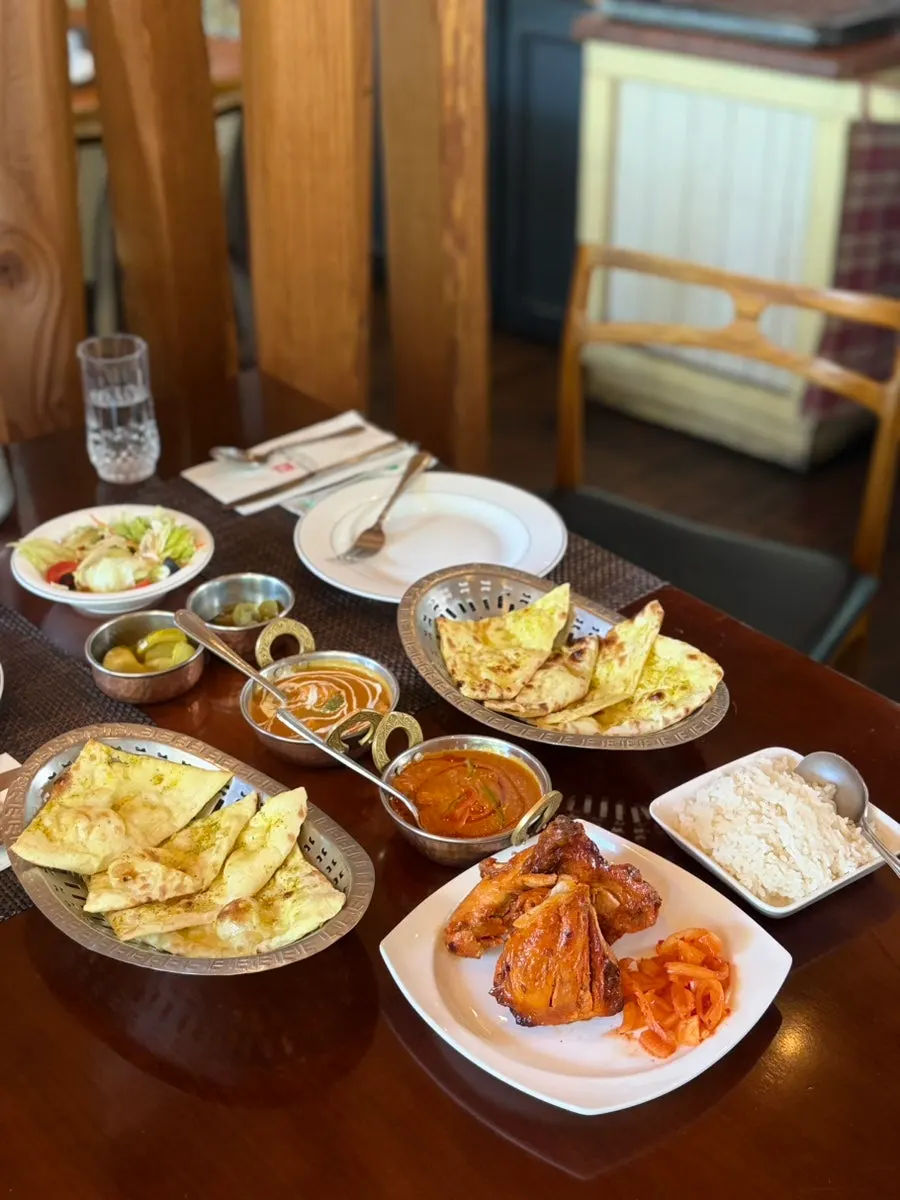Interior of Bombay Broy Pangyo with an authentic Indian atmosphere