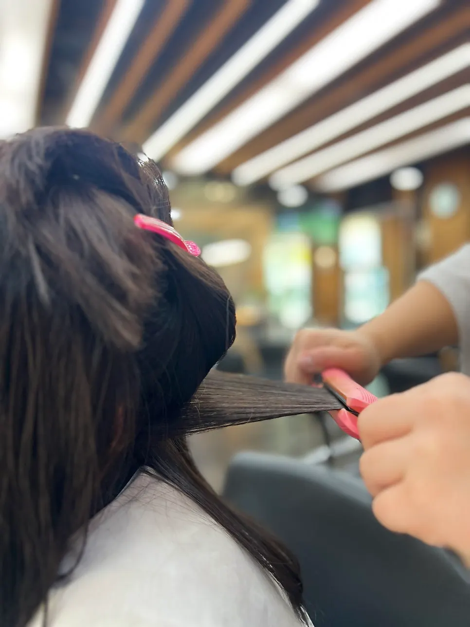 Layered cut mid-treatment during the volume perm