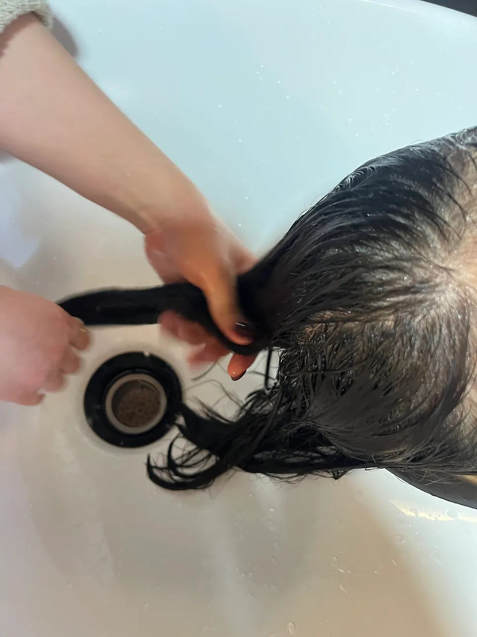 Final shampoo after the treatment