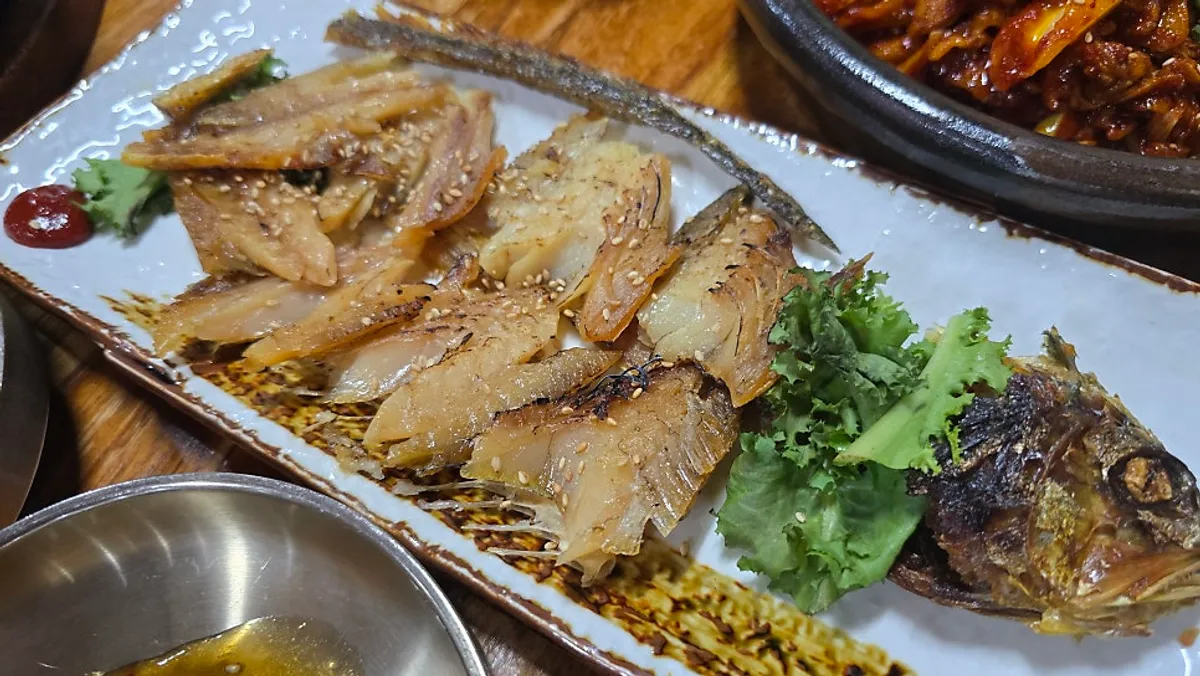봄설 한정식 명인 보리굴비 한 마리