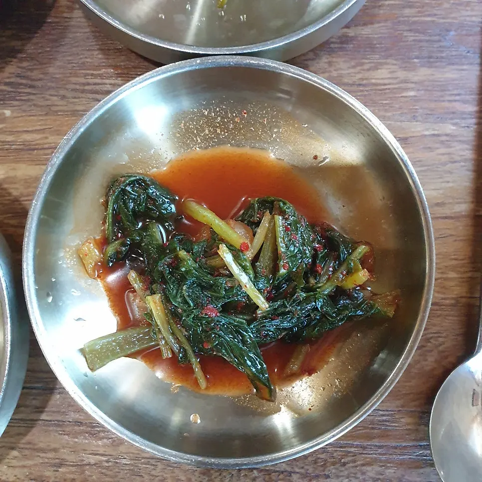Plate of Bomseol's master's banchan