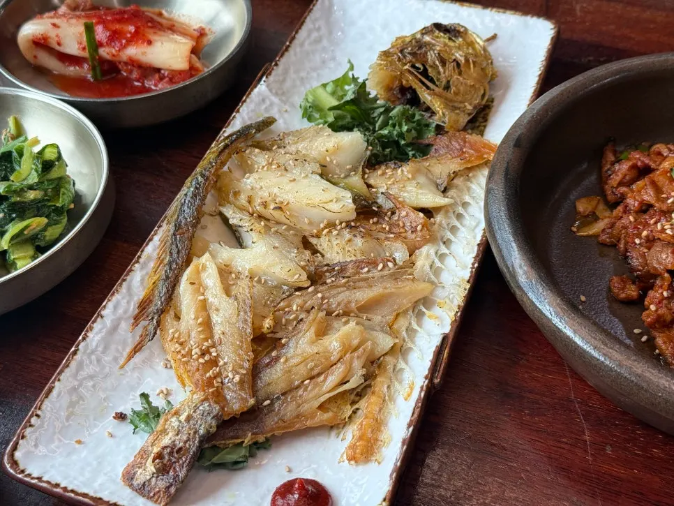 Dried corvina set table with cheonggukjang