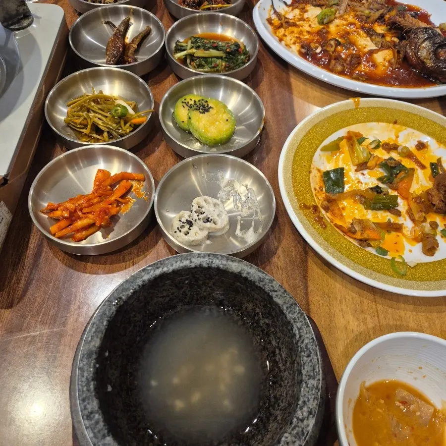 The Bomseol Rice Table after finishing the meal