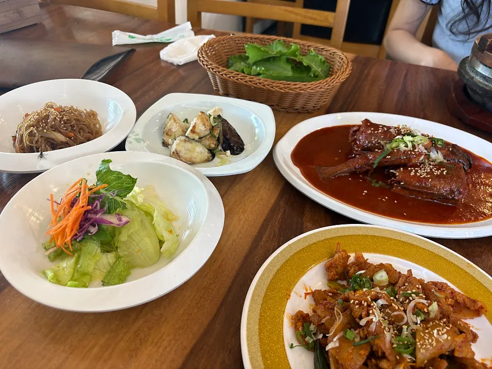 2인으로 차려진 봄설밥상 한상