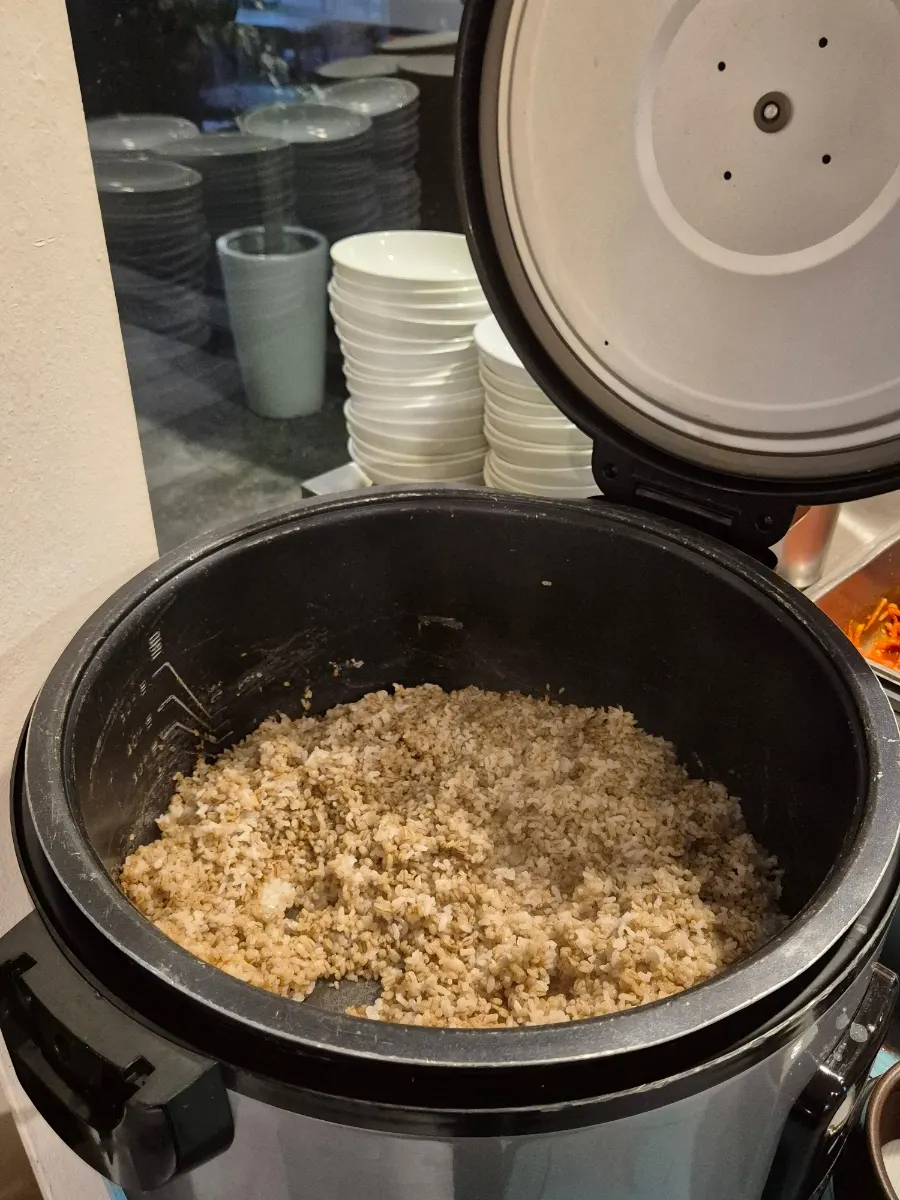 Menu board of set meal tables at Bomseol Main Branch