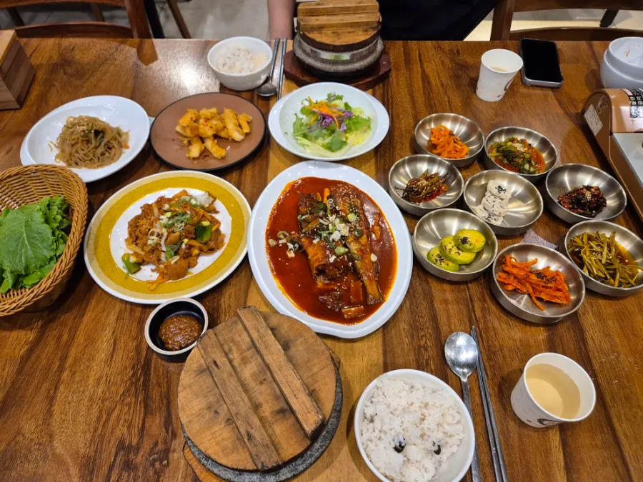 Mixing station with sesame oil, gochujang, and doenjang