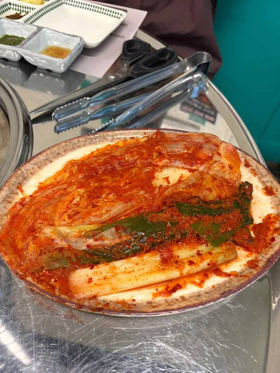 Gimgol Yeontanjip’s basil ssamjang table spread
