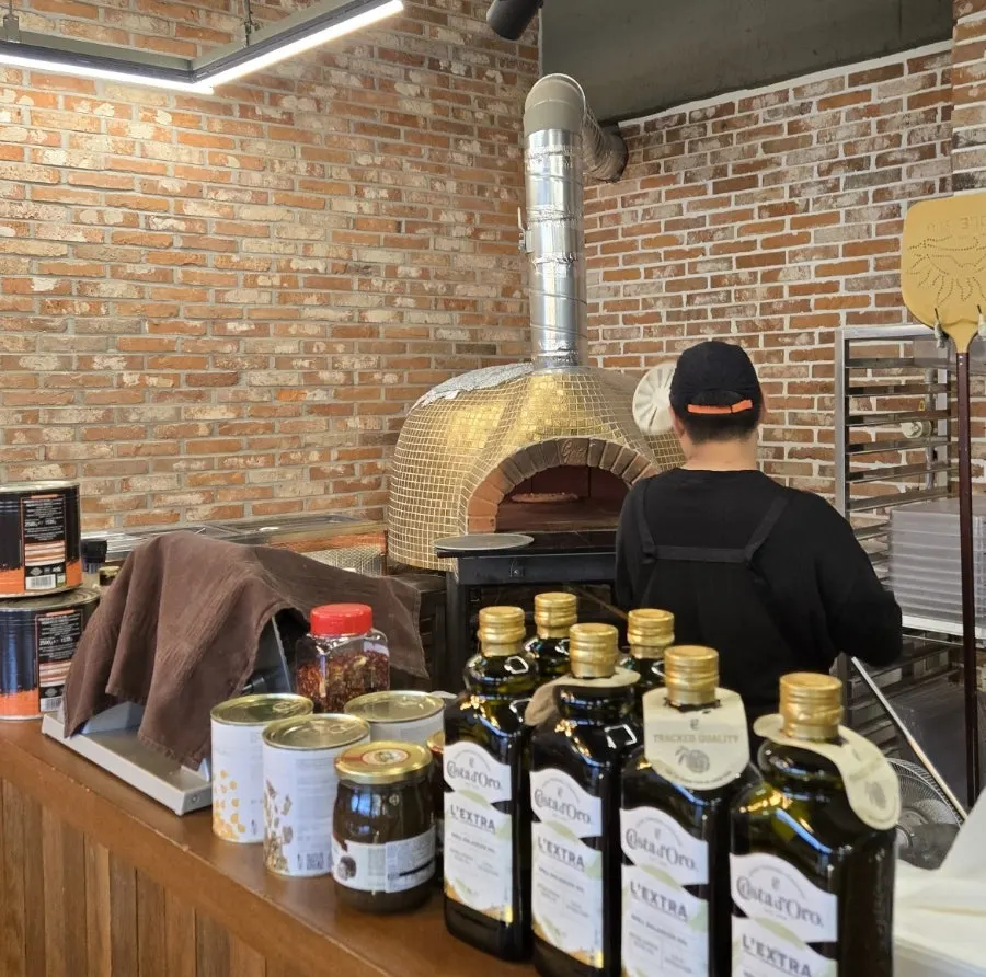 화덕피자 맛있게 즐기는 방법 안내문