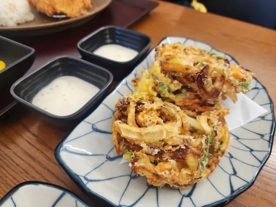 Crispy vegetable tempura
