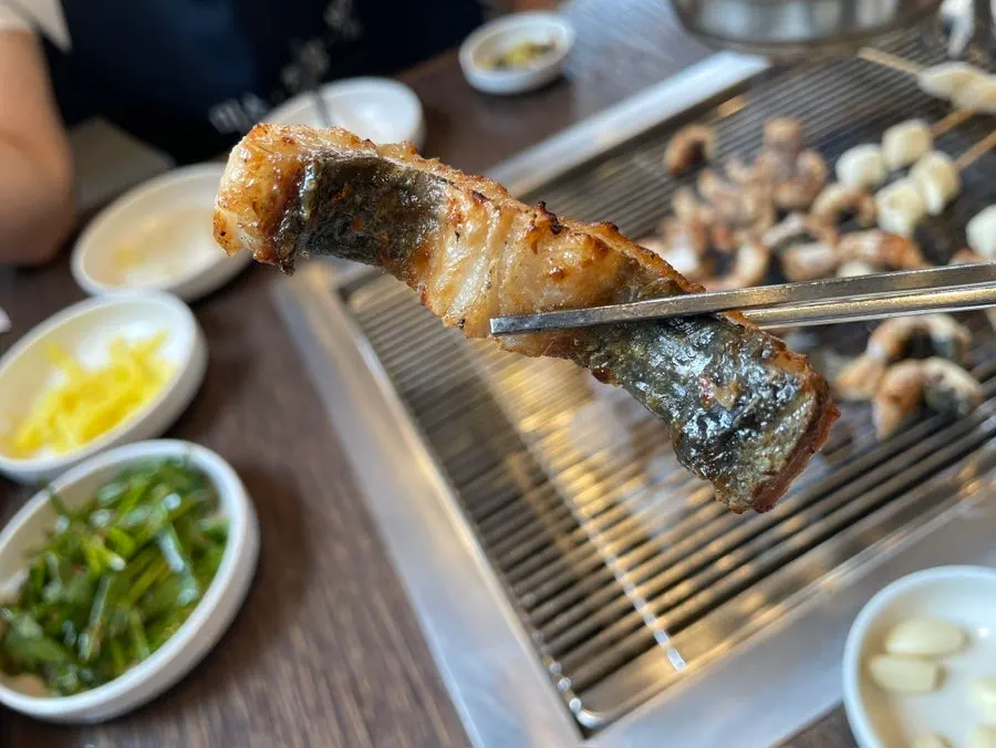 Rice cake grilled alongside the eel on the grill