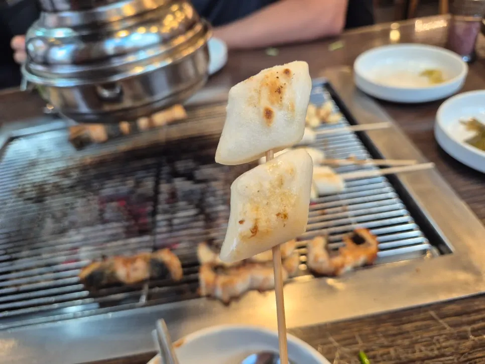 Tteok skewers on the charcoal grill