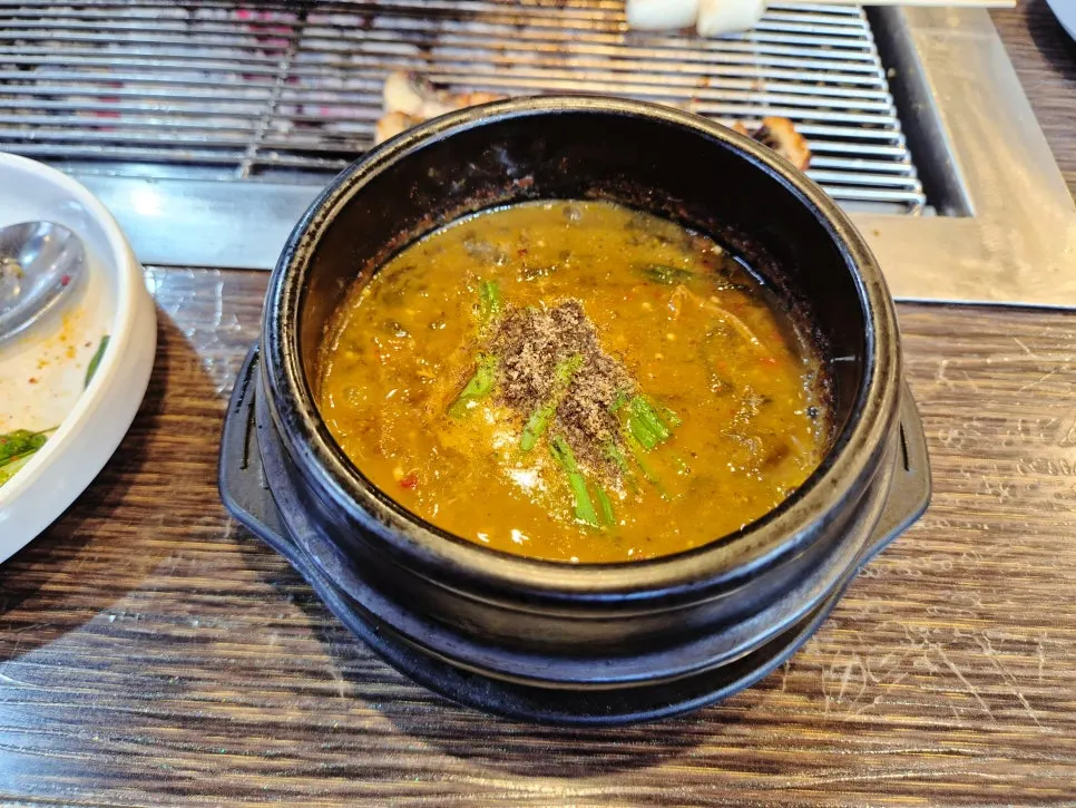Large eel wrap in a lettuce leaf