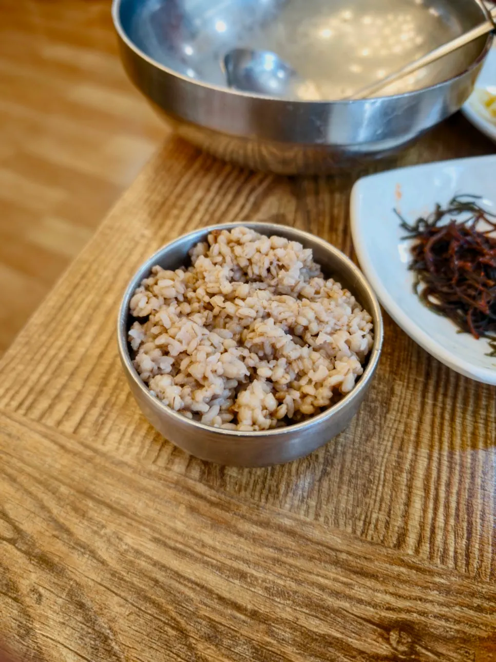 Self-bar with barley rice bibimbap ingredients