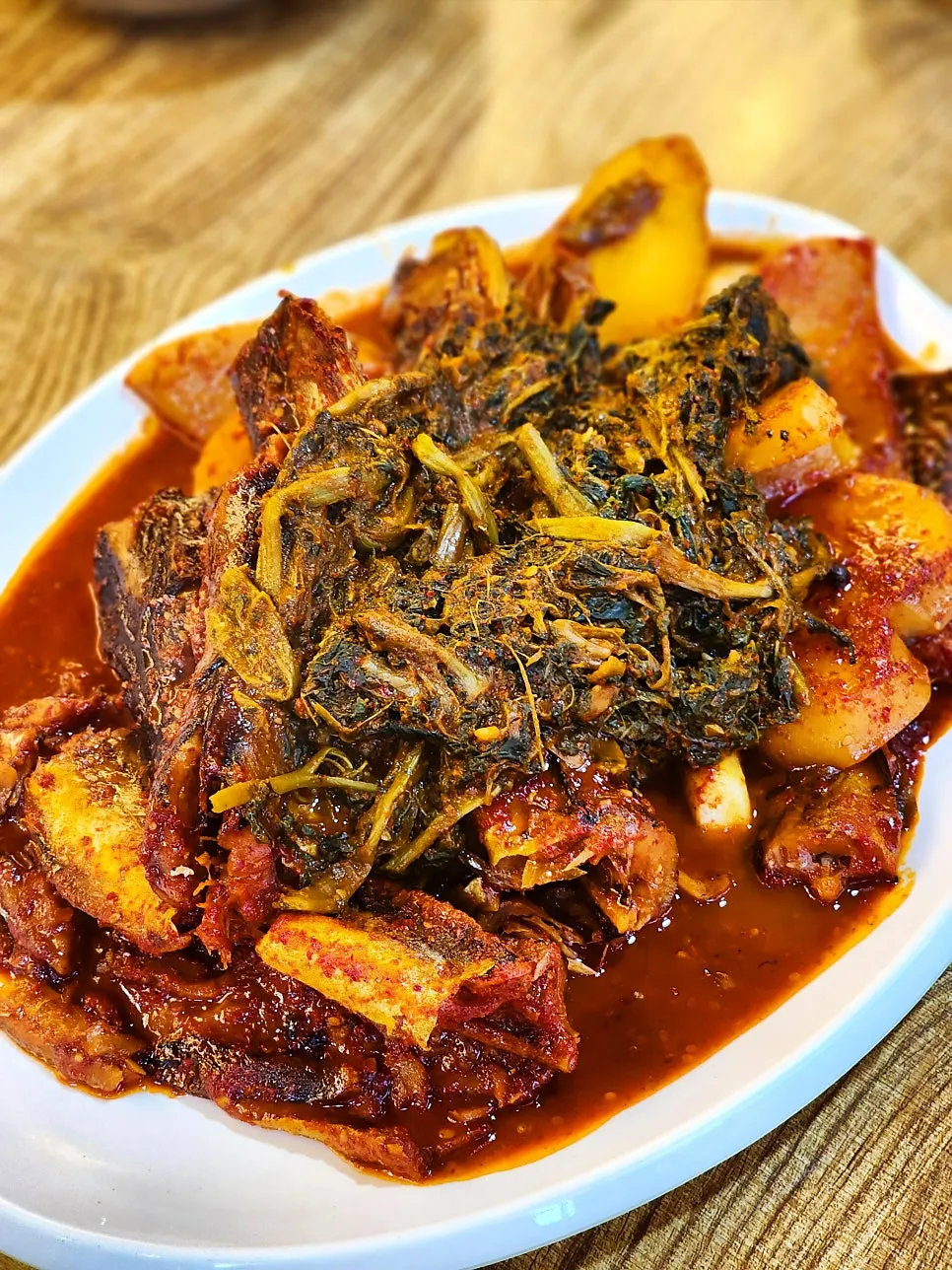 시래기와 감자가 듬뿍 올라간 시래기 코다리조림 3마리