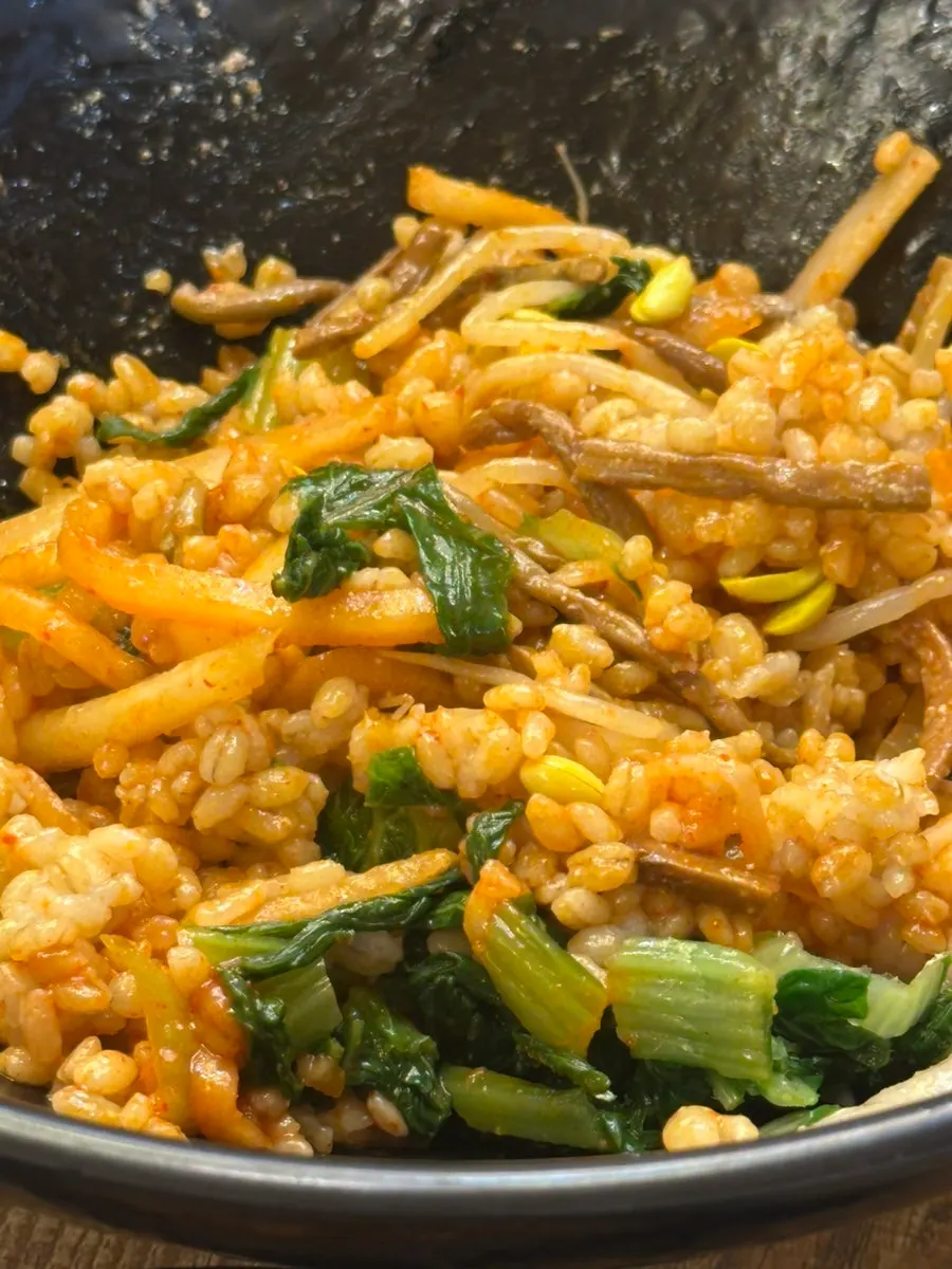 코다리조림과 보리비빔밥 한 상 차림