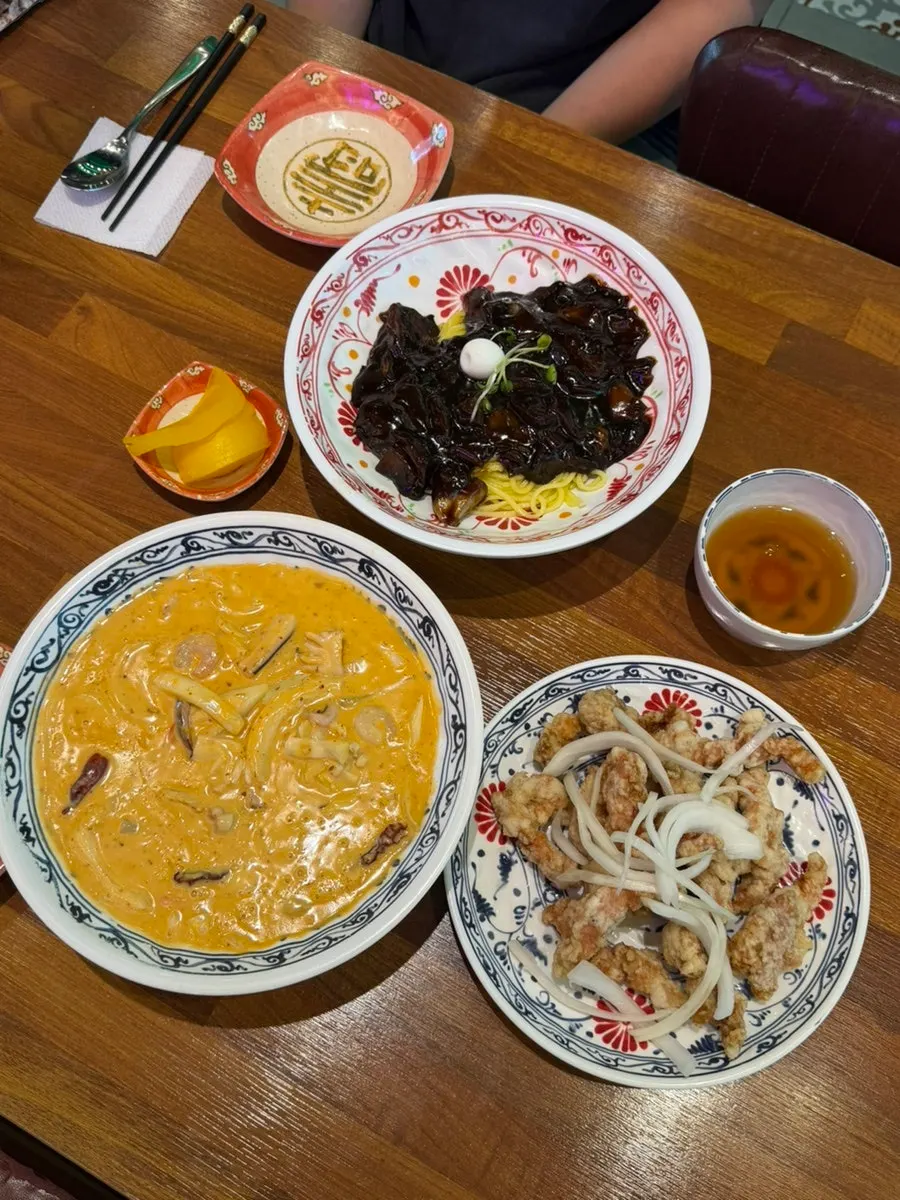 크림짬뽕 짜장면 탕수육 한상