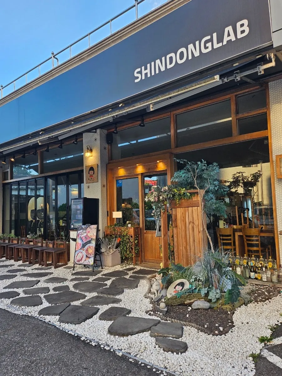Visit to a Japanese restaurant in Bongdam