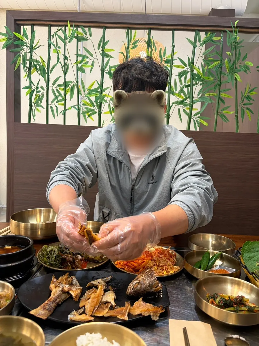 식사 마무리한 화담가 테이블