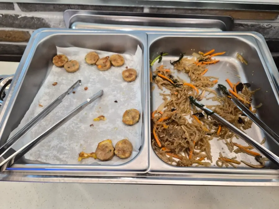 深潭家定食菜單看板