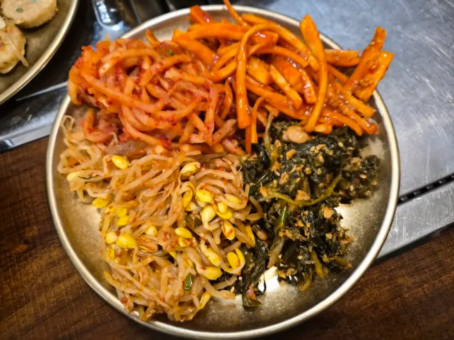 辣醬味噌與野菜反菜盤