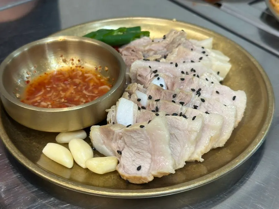 Golden brown wood-fired grilled mackerel