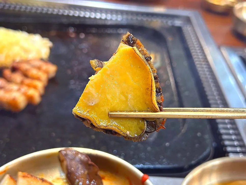 Golden-grilled Korean pork belly