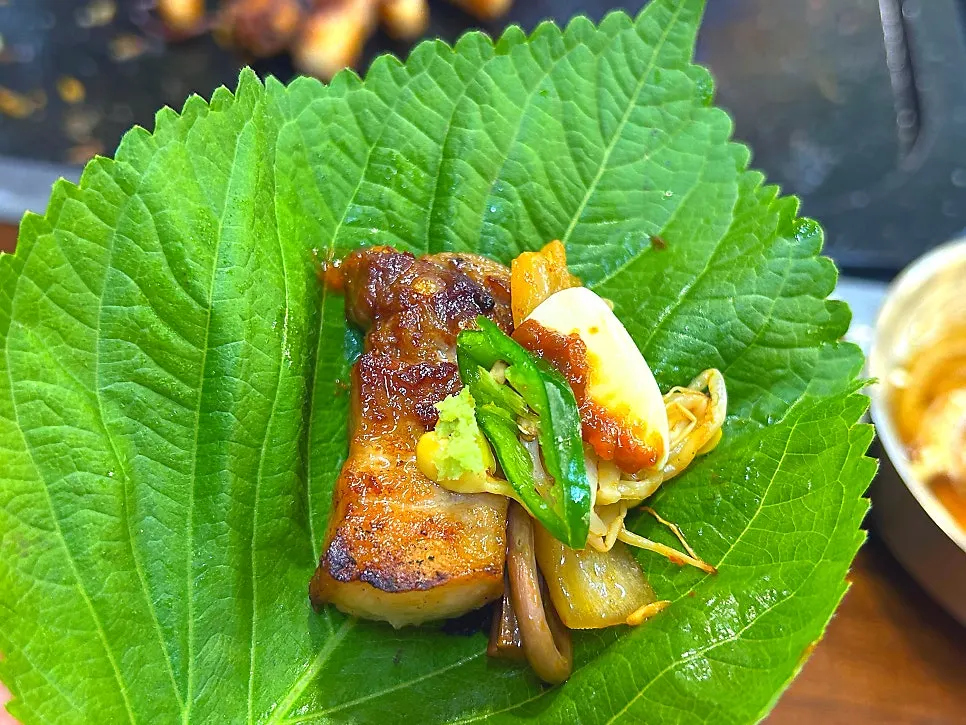 Abalone and octopus grilled on the pan