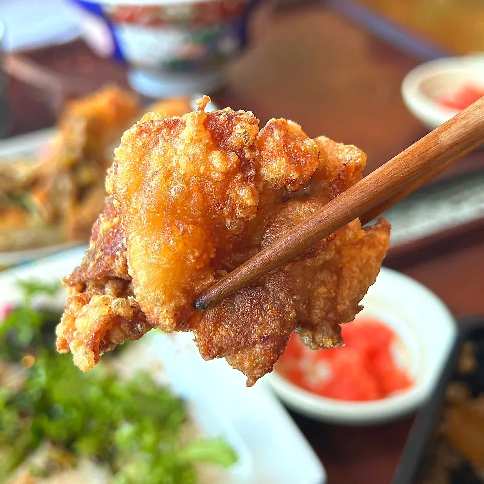 넉넉하게 담겨 나온 치킨가라아게
