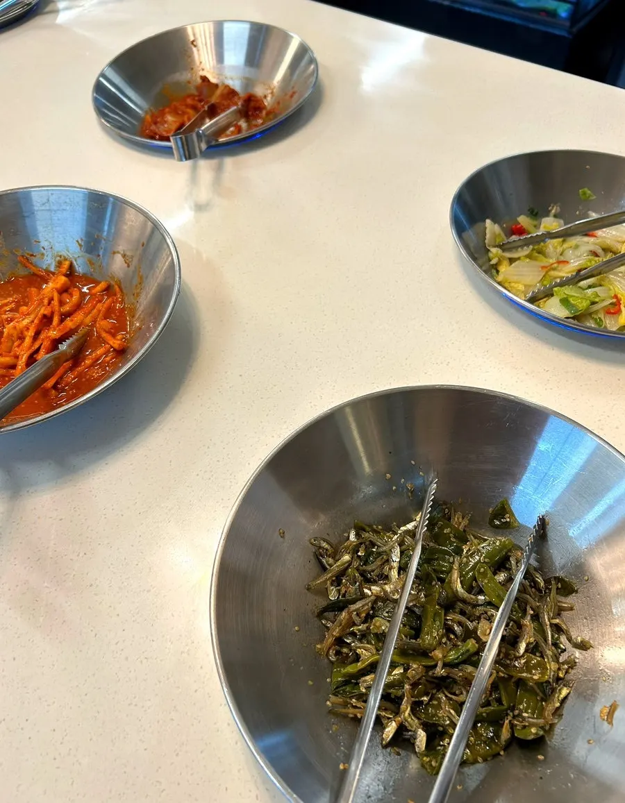 화담가 셀프바 기본 반찬