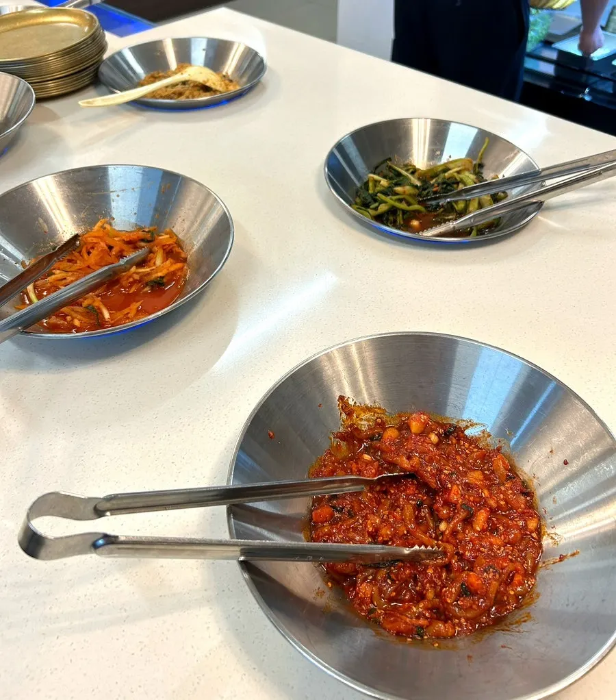 화담가 셀프바 반찬 구성