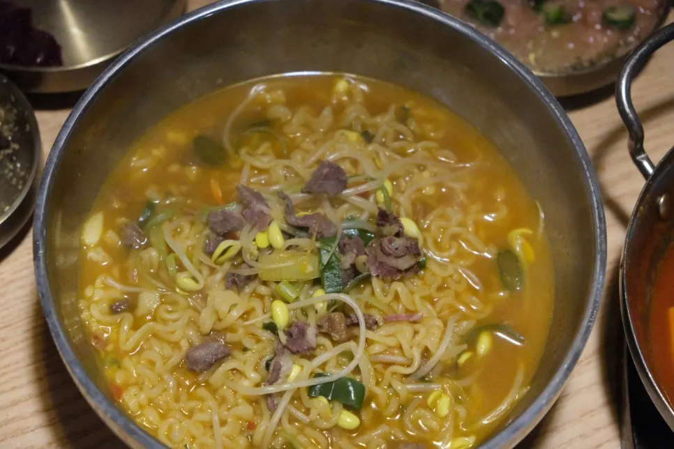 Hangover ramyeon ordered to finish the meal