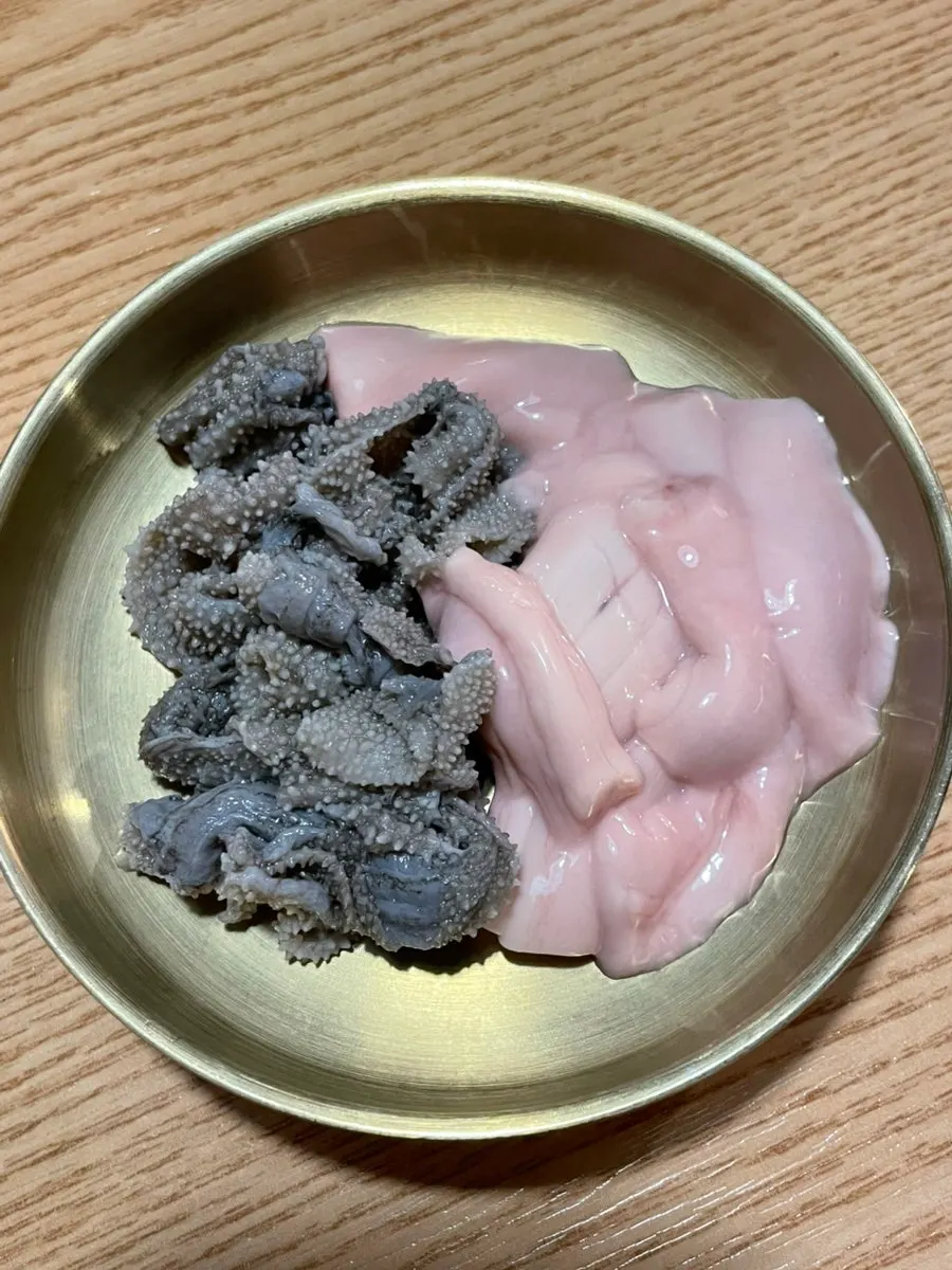 Spinal cord marrow served as a side dish