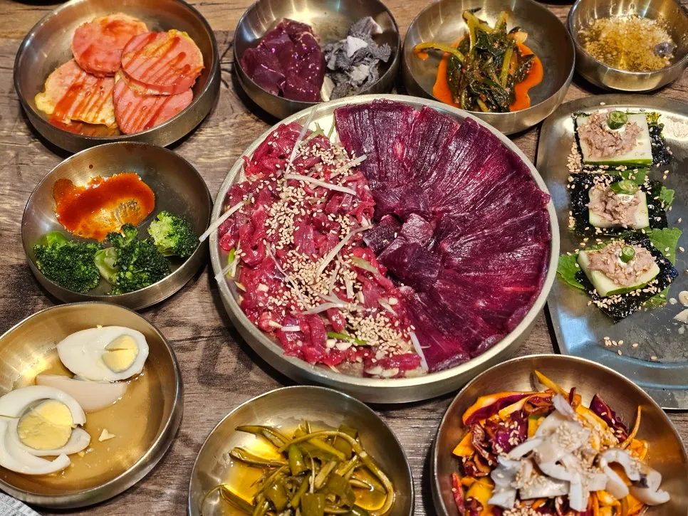 A course spread served with side dishes