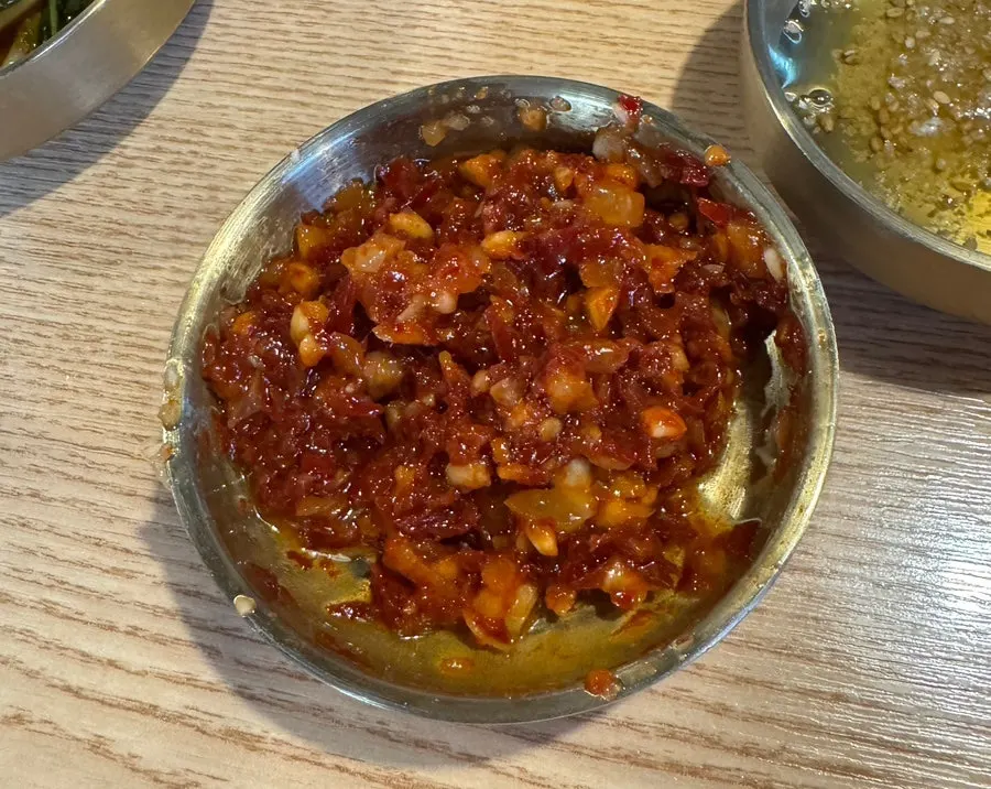 A코스 생고기와 육회 세트 한 상