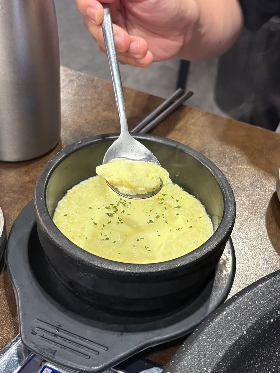 Free egg custard served at Bongja Makchang