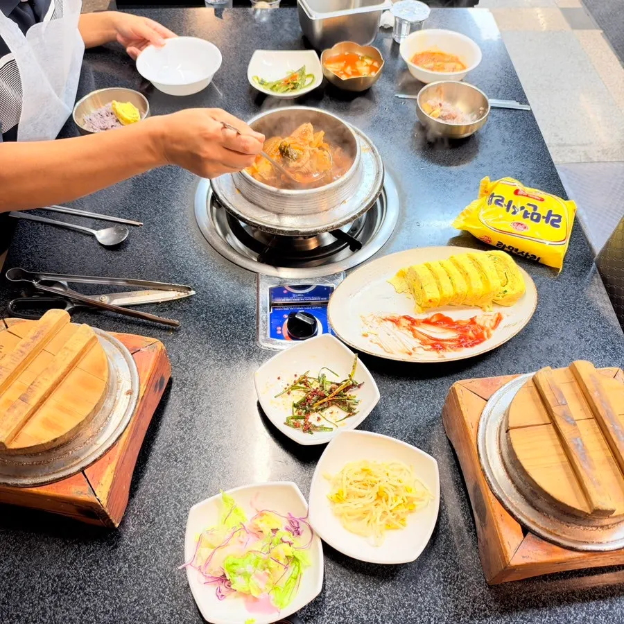 든든하게 먹은 전주하우스 한 끼 상차림