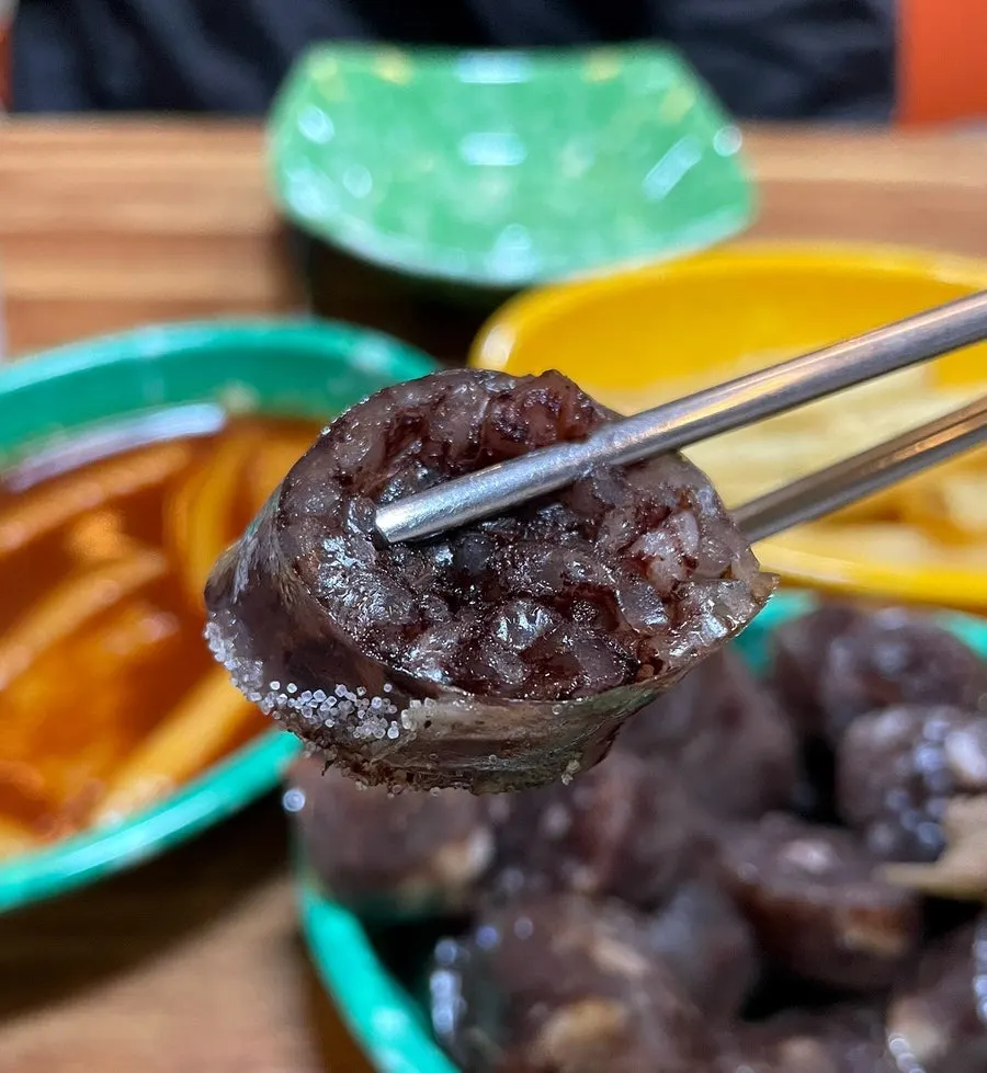 윤기 흐르는 찰순대 접시