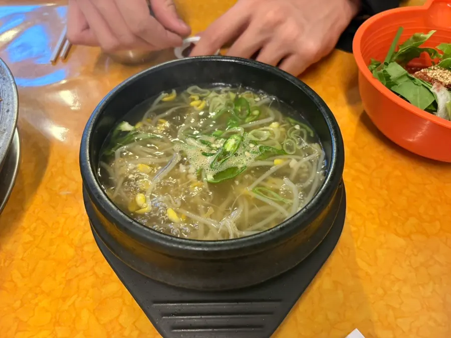노포 느낌이 나는 진빼이 내부 분위기