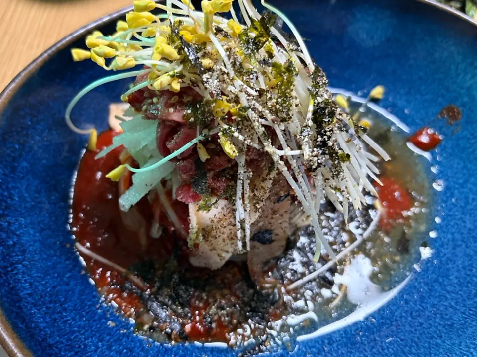 Buckwheat-sprout boiled pork and noodle pairing at Migayeon in Bongpyeong