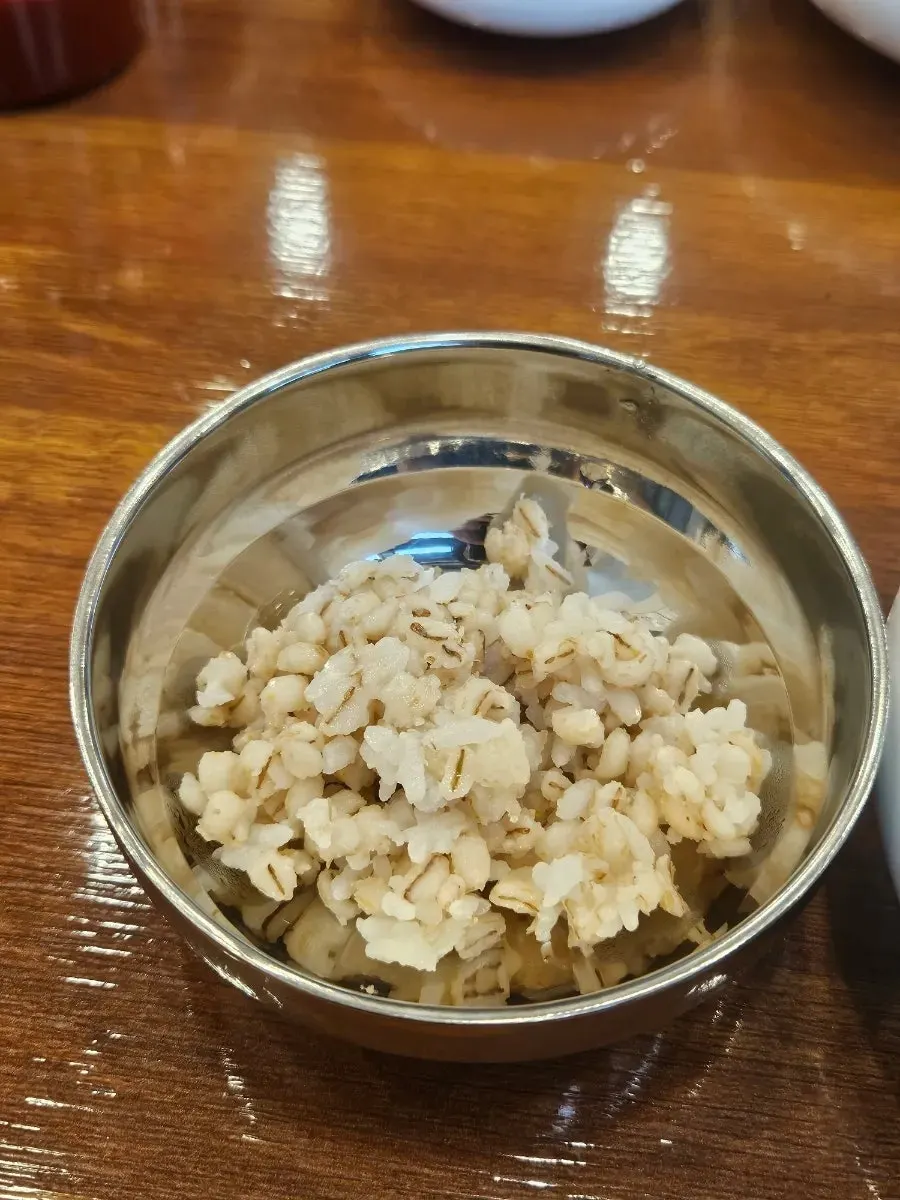 기본 밑반찬 열무김치 한 그릇