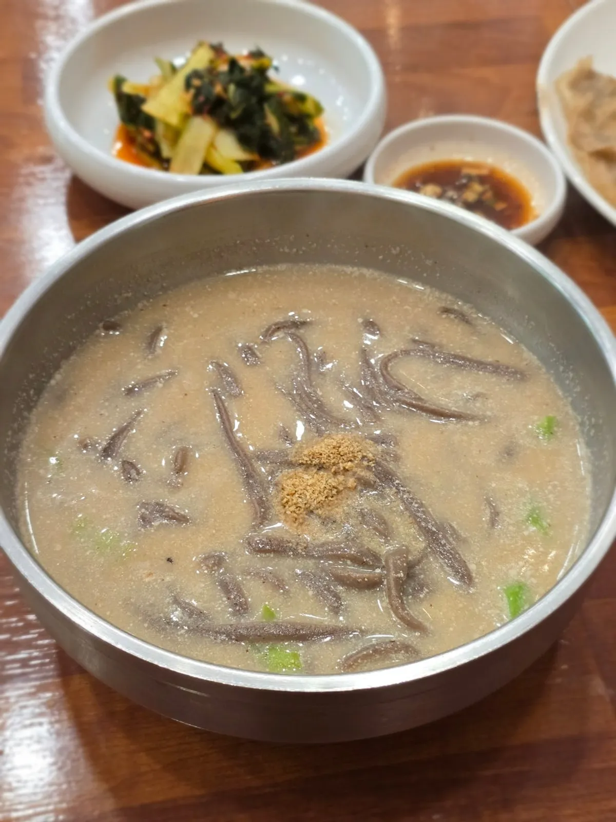 Main photo from my visit to Bongpyeong Gohyang Makguksu in Wondang