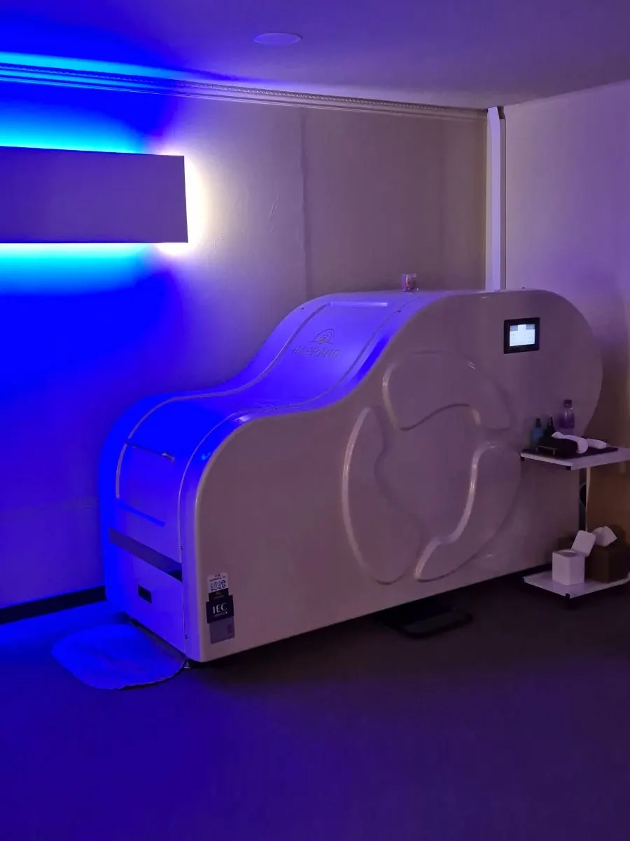 Scene from the 90-minute full-body course treatment
