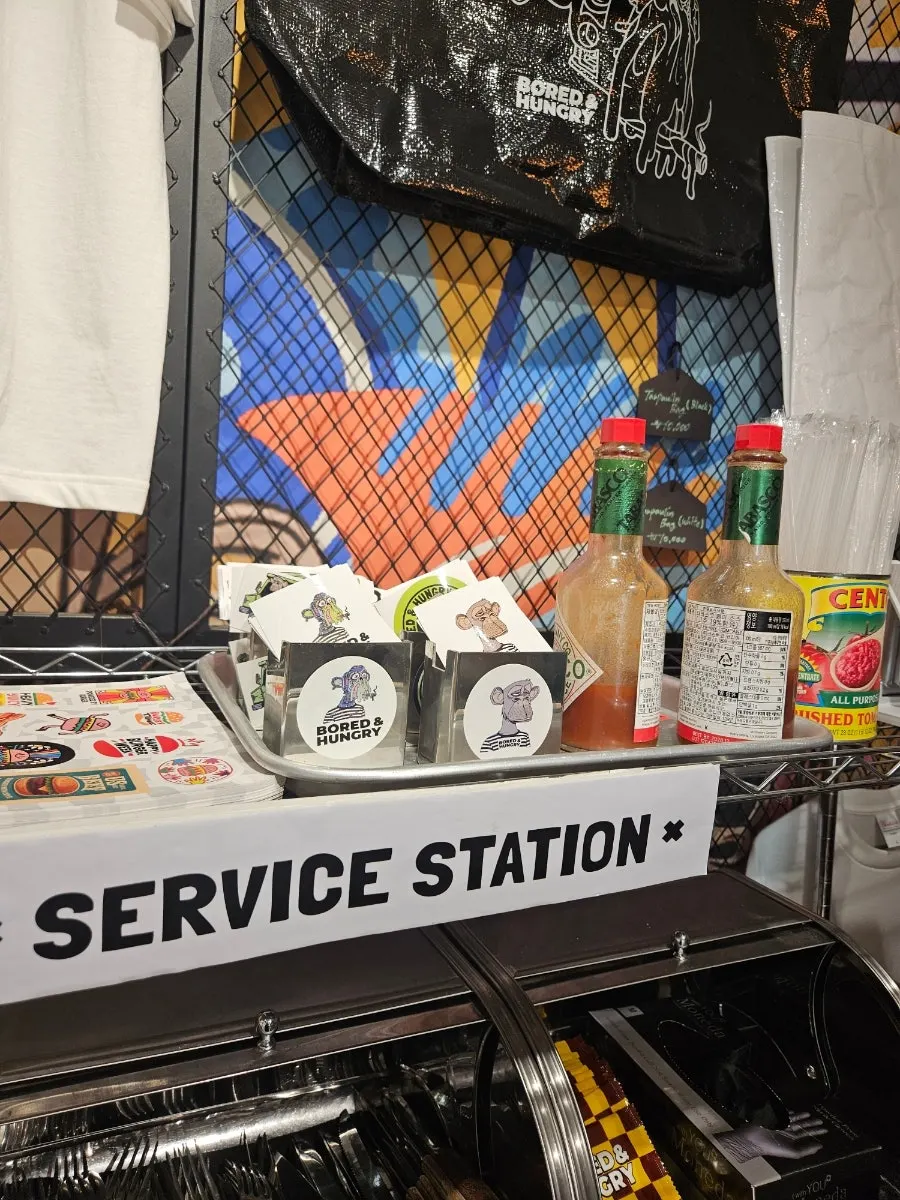 Bored & Hungry self-serve service station