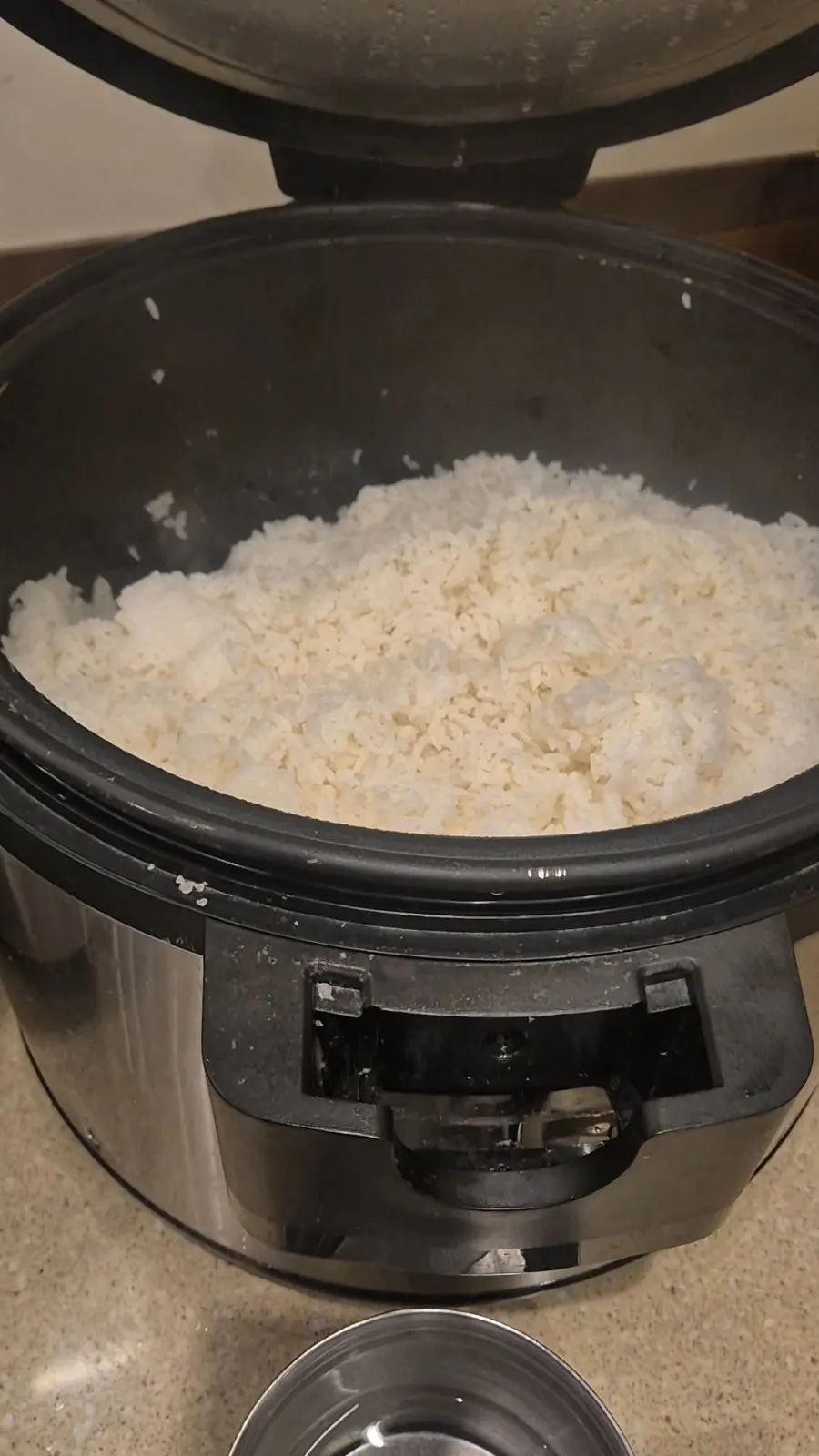 The rice refill station and soup bowl