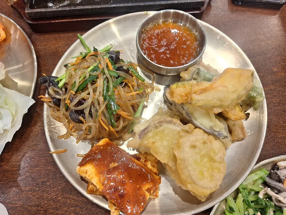 Cheonggukjang served with the set
