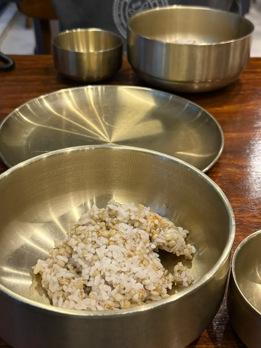 A bowl of barley rice served first after ordering