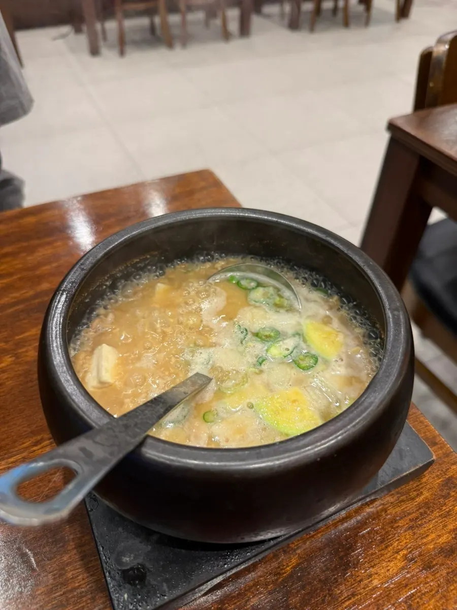 Warm sungnyung served as a palate cleanser
