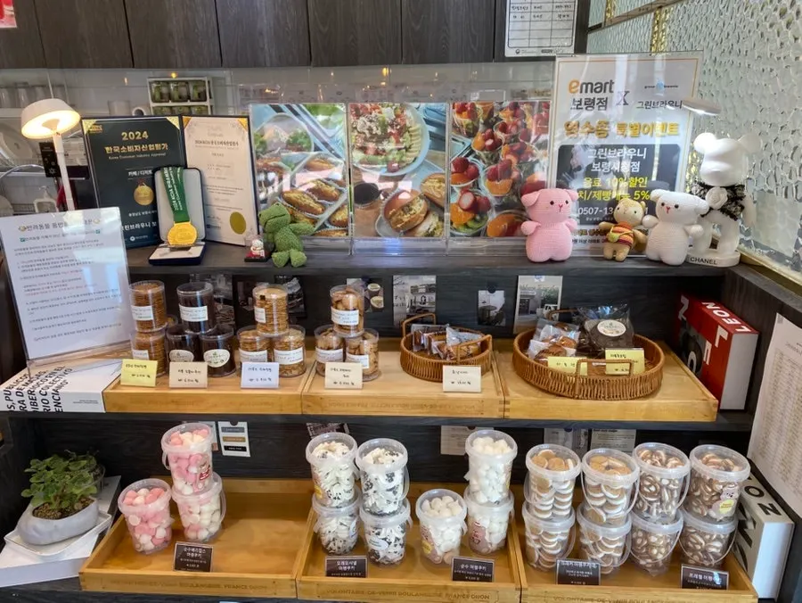 Dessert display case near the order counter