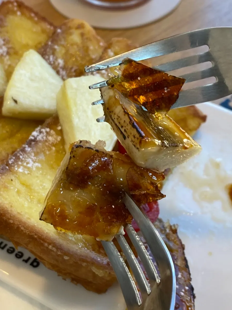 Cross-section of French toast served with fruit